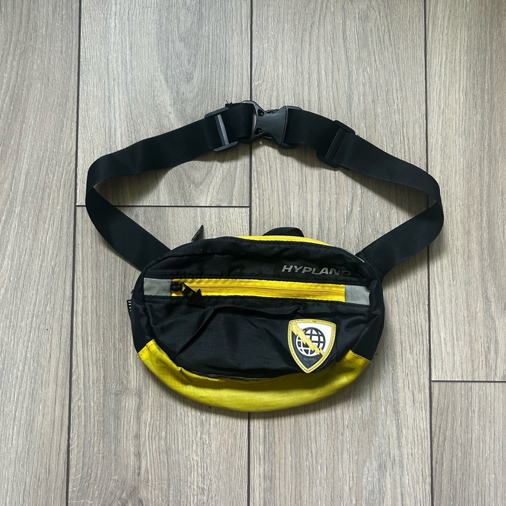 Hypland Black and Yellow Crossbody Bag